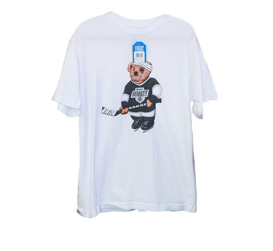 Market Hockey Bear Tee – White – Deadstock