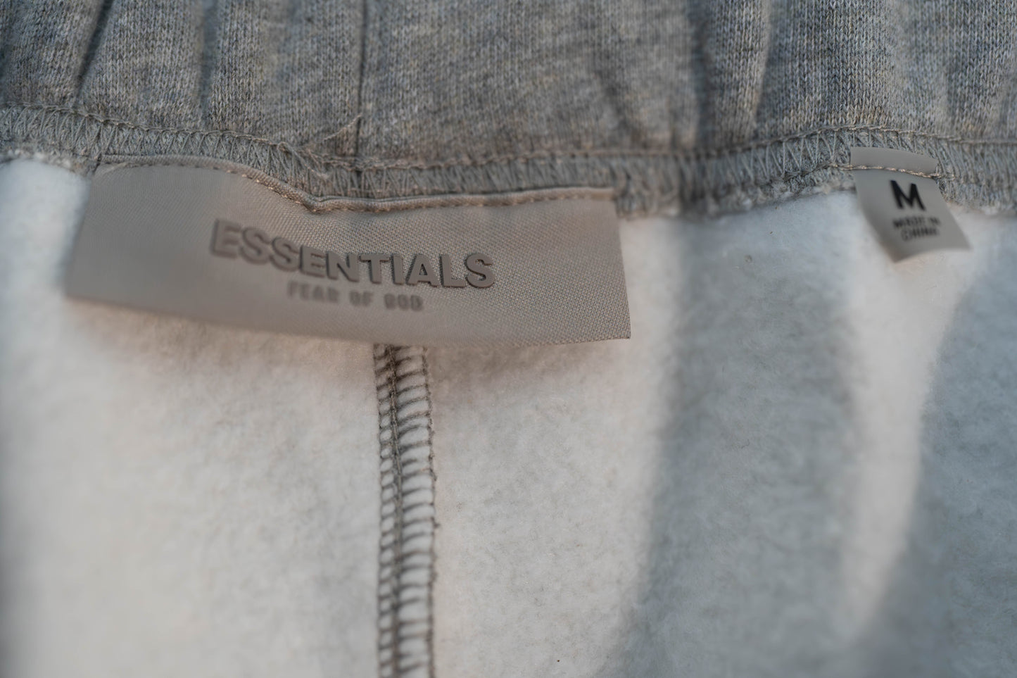 Fear of God Essentials Shorts – Dark Oatmeal