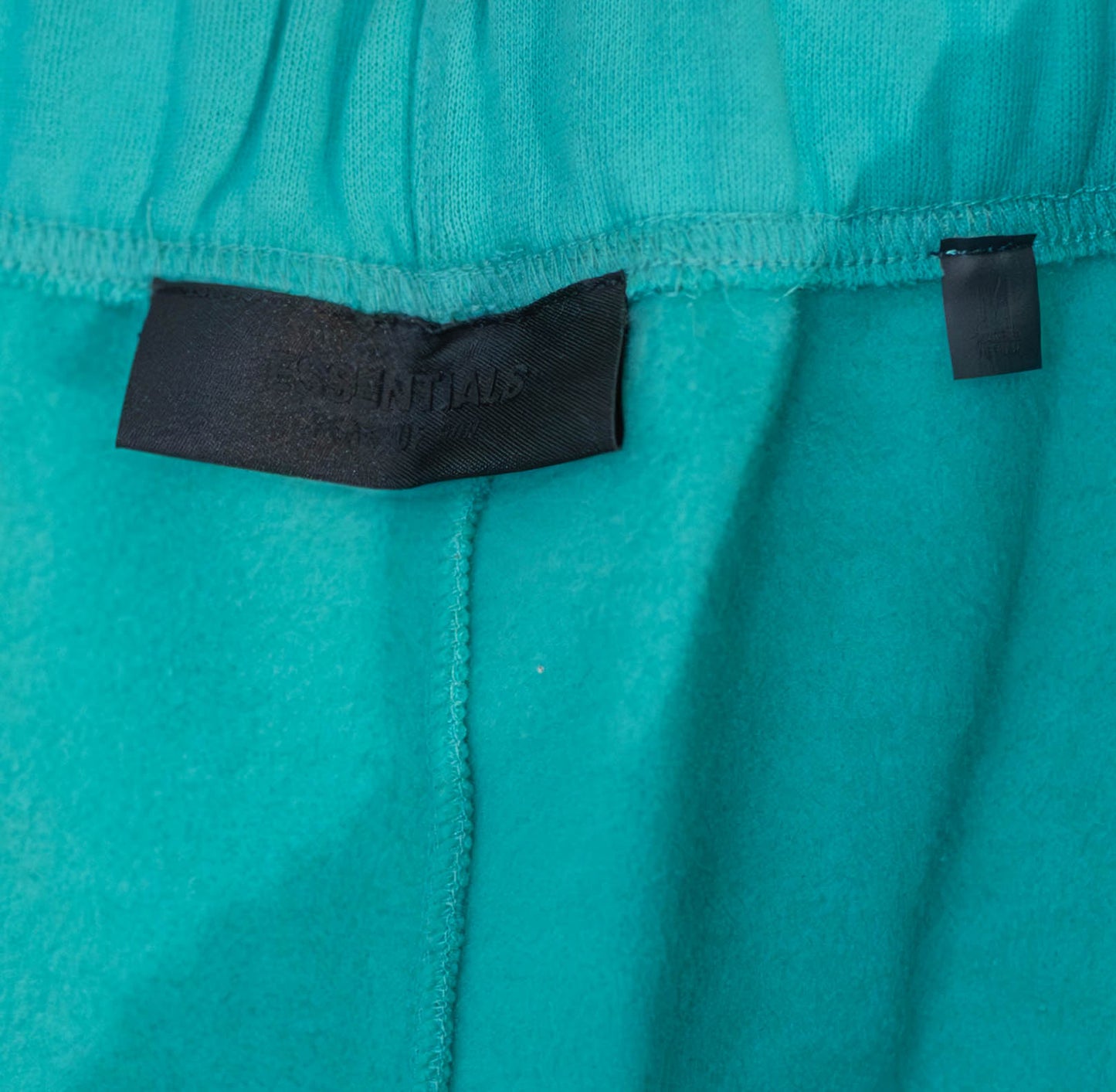 Fear of God Essentials Shorts – Mint Leaf – Deadstock